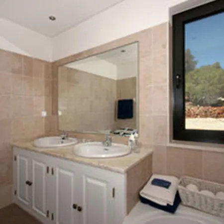 Luxurious Villa In Silves With Swimming Pool Villa