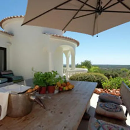 Luxurious In Silves With Swimming Pool فيلة *